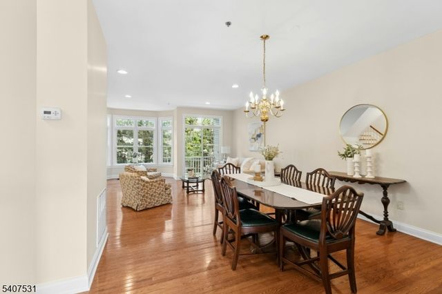 615 Maple Ct 615, Garwood Boro, NJ 07027