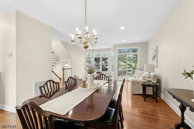 615 Maple Ct 615, Garwood Boro, NJ 07027