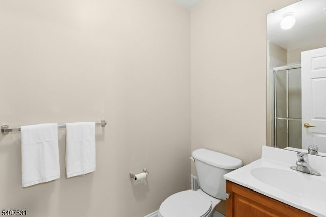 615 Maple Ct 615, Garwood Boro, NJ 07027