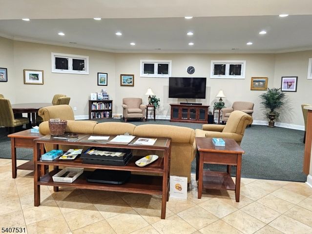 615 Maple Ct 615, Garwood Boro, NJ 07027