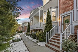 615 Maple Ct 615, Garwood Boro, NJ 07027