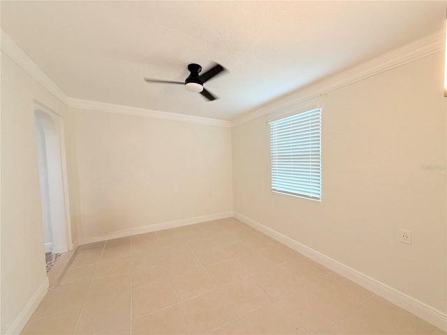 1827 OKLAHOMA AVENUE NE, St Petersburg, FL 33703