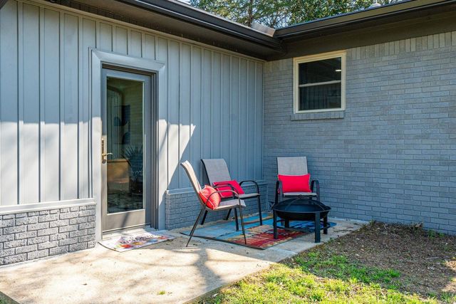 110 Briarcroft Drive, Hot Springs, AR 71913