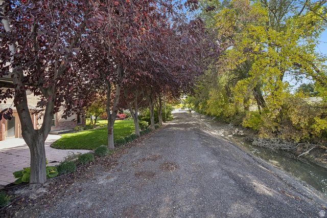 1397 W 9950 S, South Jordan, UT 84095