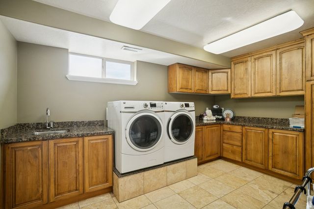 1397 W 9950 S, South Jordan, UT 84095