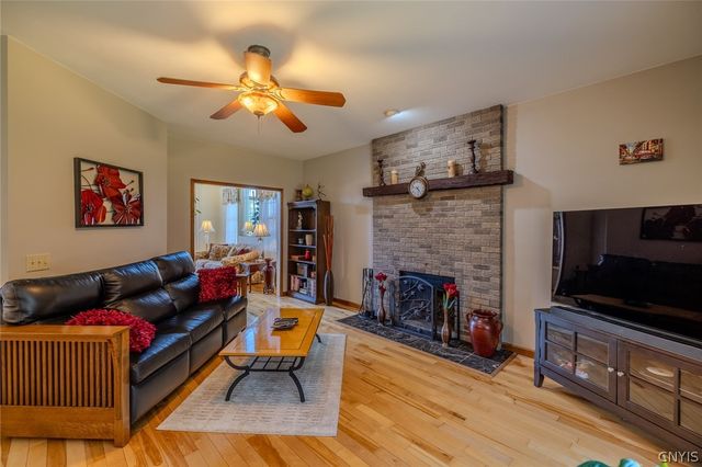 7322 Dartmoor Crossing, Manlius, NY 13066