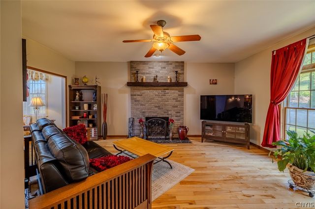 7322 Dartmoor Crossing, Manlius, NY 13066