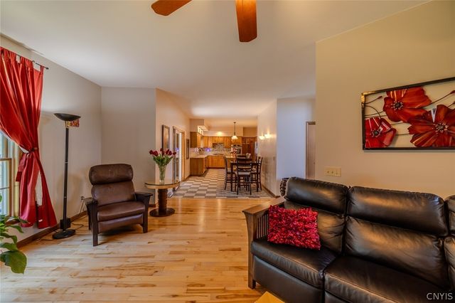 7322 Dartmoor Crossing, Manlius, NY 13066