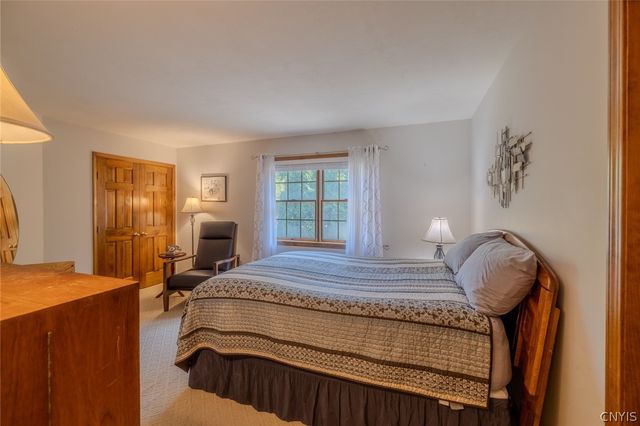 7322 Dartmoor Crossing, Manlius, NY 13066