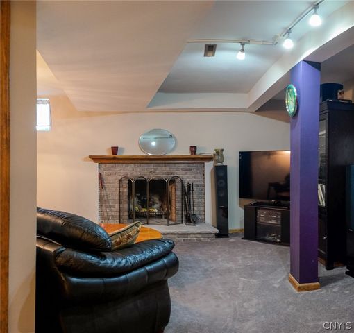 7322 Dartmoor Crossing, Manlius, NY 13066