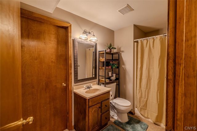 7322 Dartmoor Crossing, Manlius, NY 13066