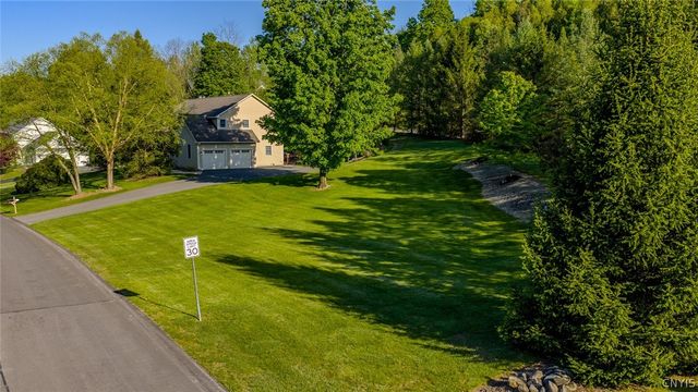 7322 Dartmoor Crossing, Manlius, NY 13066
