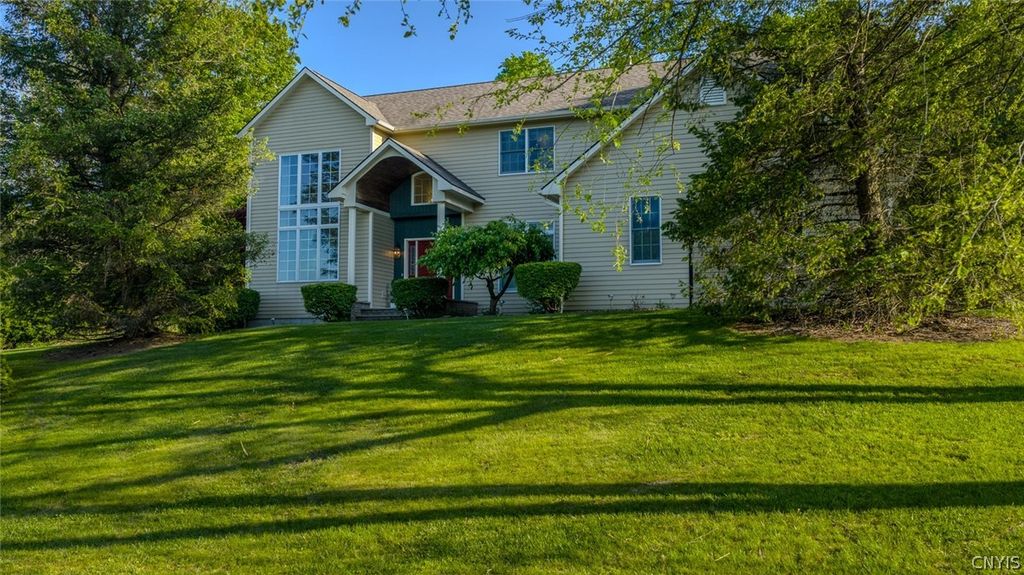 7322 Dartmoor Crossing, Manlius, NY 13066