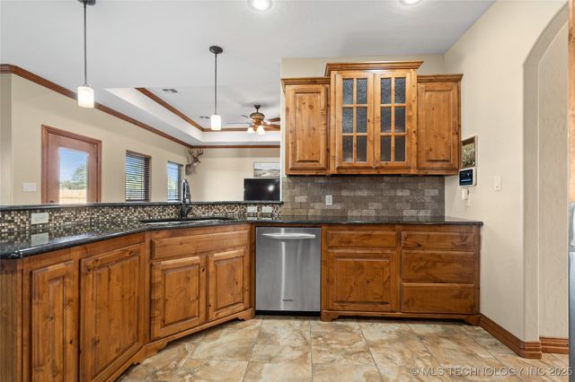 55 Covington, Ardmore, OK 73401