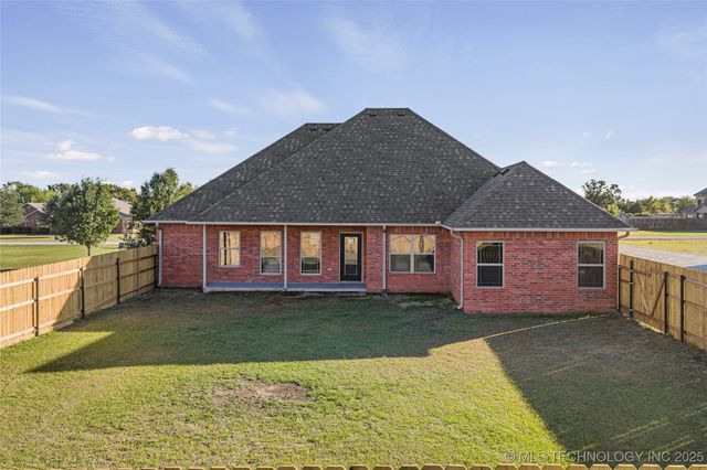 55 Covington, Ardmore, OK 73401
