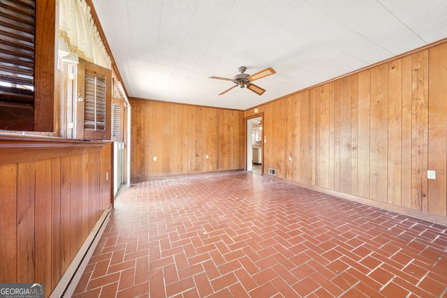 868 Fairview Avenue, Hartwell, GA 30643