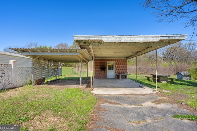 868 Fairview Avenue, Hartwell, GA 30643