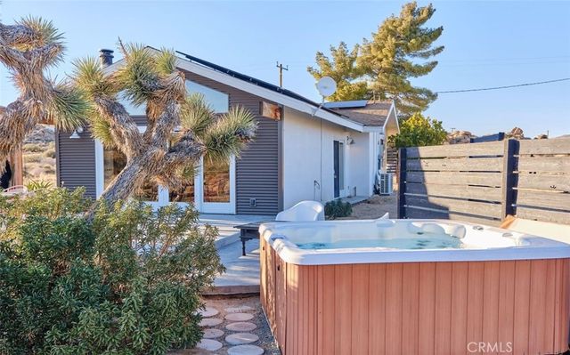 52733 Oak Drive, Pioneertown, CA 92268