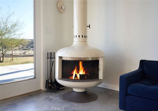 52733 Oak Drive, Pioneertown, CA 92268