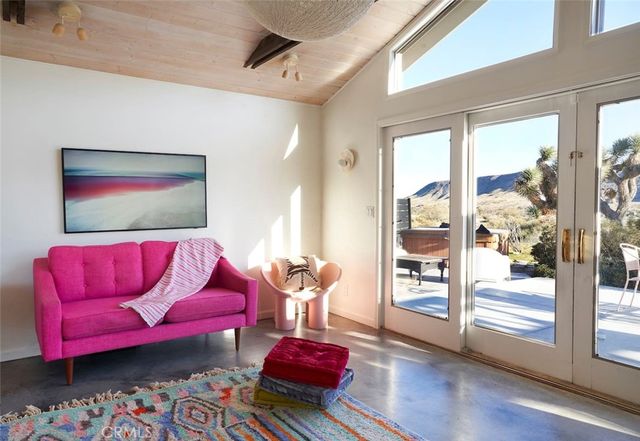 52733 Oak Drive, Pioneertown, CA 92268