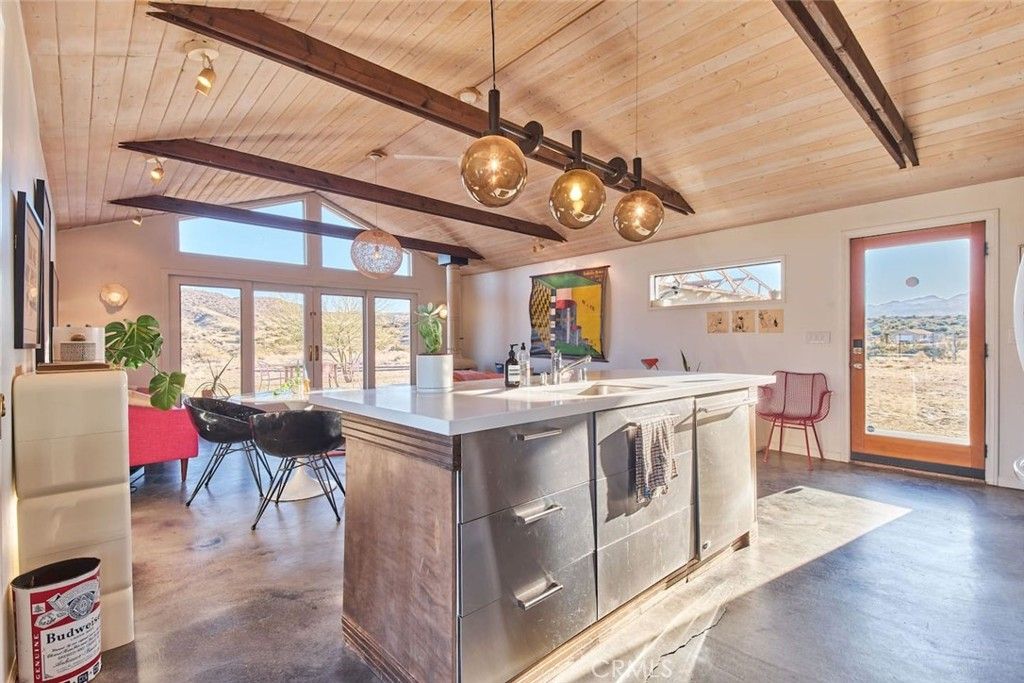 Image 12 of property listing at 52733 Oak Drive, Pioneertown, CA 92268