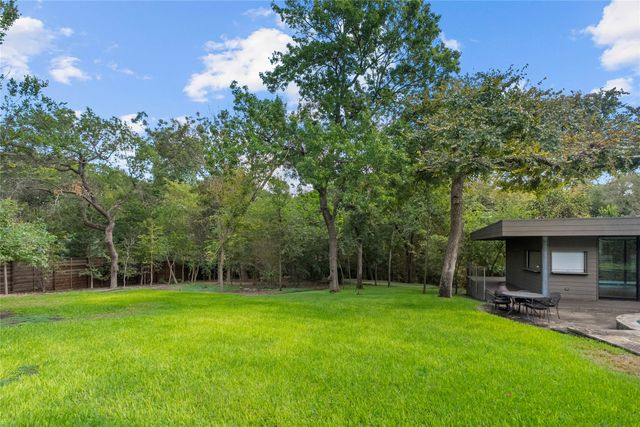 11438 E Ricks Circle, Dallas, TX 75230