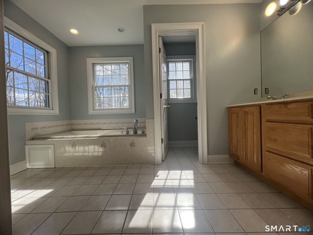 7 Old Town Road, Seymour, CT 06483