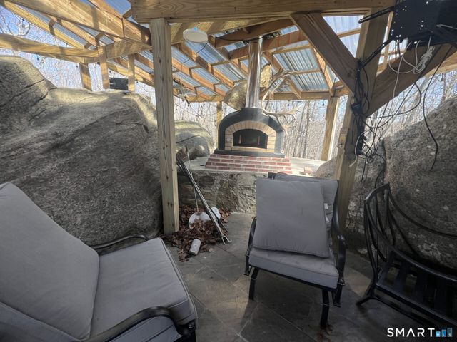 7 Old Town Road, Seymour, CT 06483