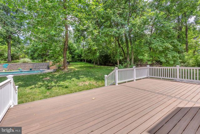 12031 FALLS RD, Cockeysville, MD 21030