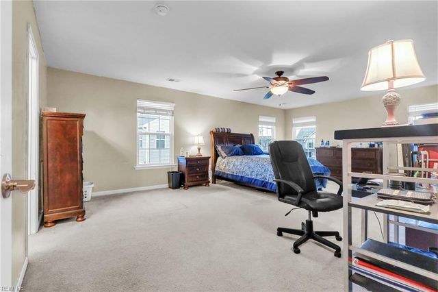 589 Leonard LN, Newport News, VA 23601