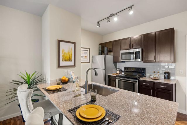 9308 S 1st BCH 1334, Austin, TX 78748