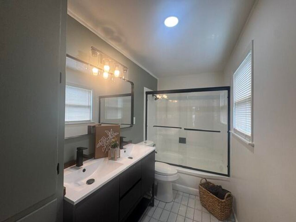 Image 13 of property listing at 2493 Culver Avenue, San Angelo, TX 76904