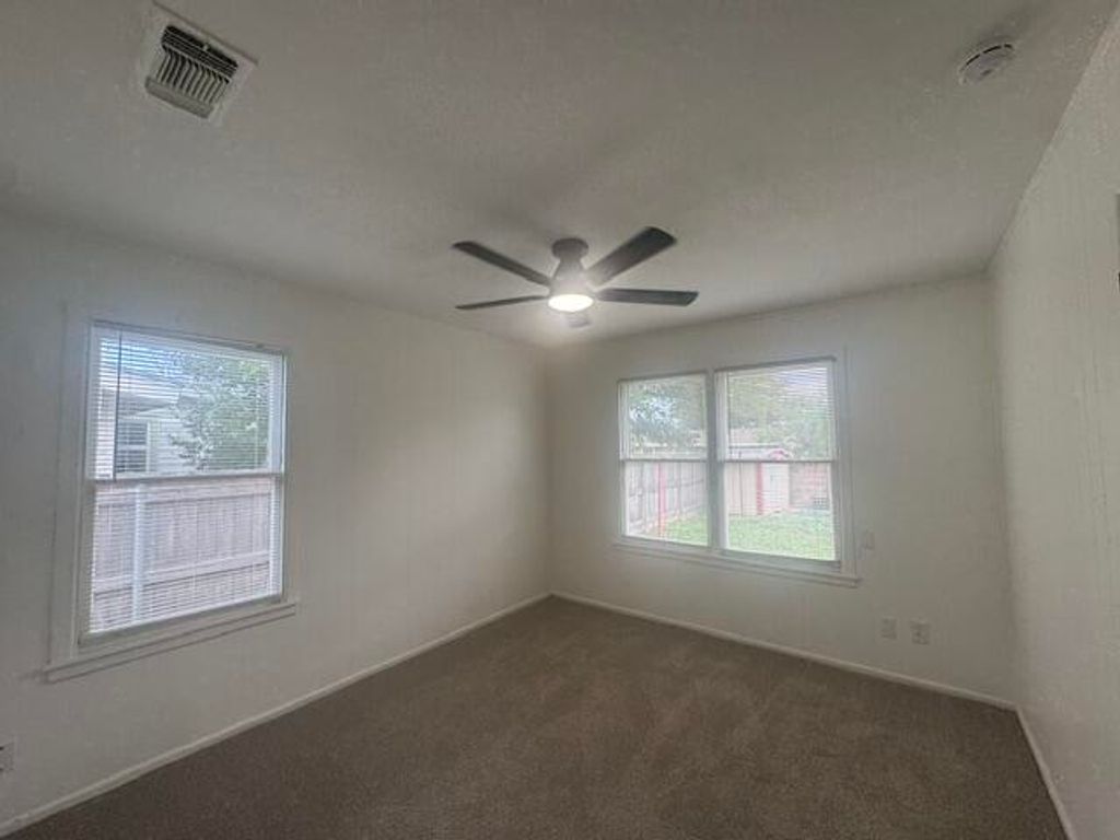 Image 14 of property listing at 2493 Culver Avenue, San Angelo, TX 76904