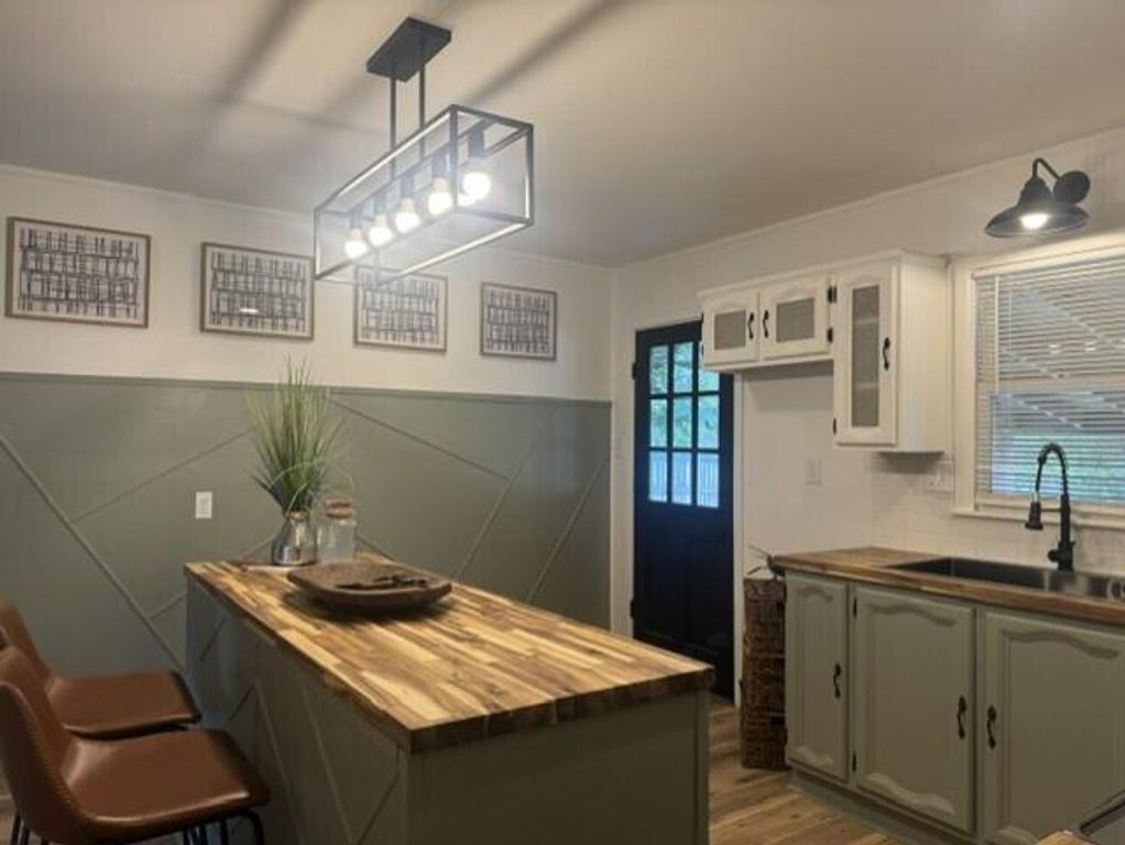 Image 4 of property listing at 2493 Culver Avenue, San Angelo, TX 76904
