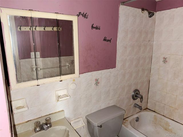 157-15 110th Avenue, Jamaica, NY 11433