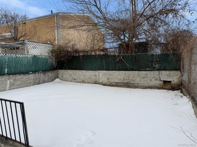 157-15 110th Avenue, Jamaica, NY 11433