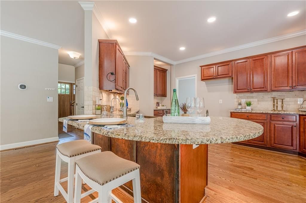 Image 26 of property listing at 3440 Canyon Oak Way, Cumming, GA 30041
