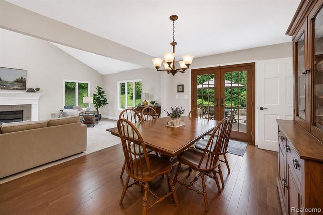 821 Box Canyon Court, Rochester Hills, MI 48309