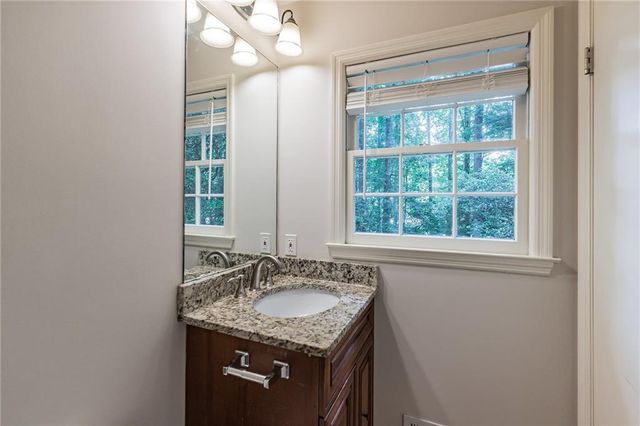 4472 Old Mabry Place NE, Roswell, GA 30075