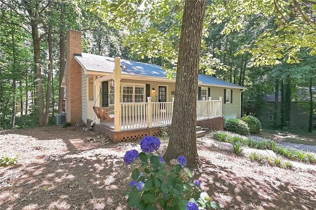 4472 Old Mabry Place NE, Roswell, GA 30075