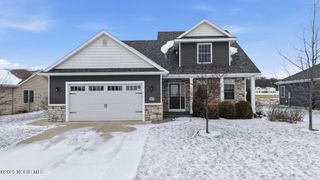 900 Tomahawk Lane, Bowling Green, OH 43402