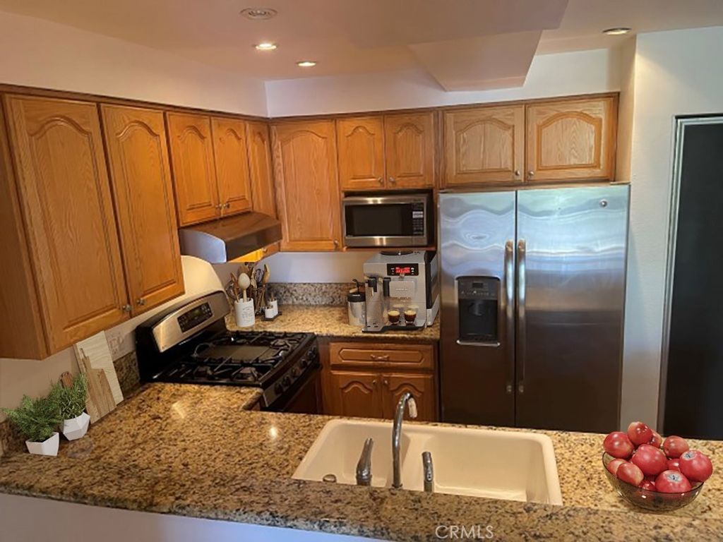 Image 5 of property listing at 5143 Bakman 308, North Hollywood, CA 91601