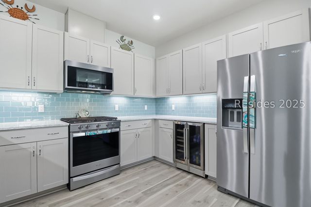 895 Harborside Dr, Hardeeville, SC 29927