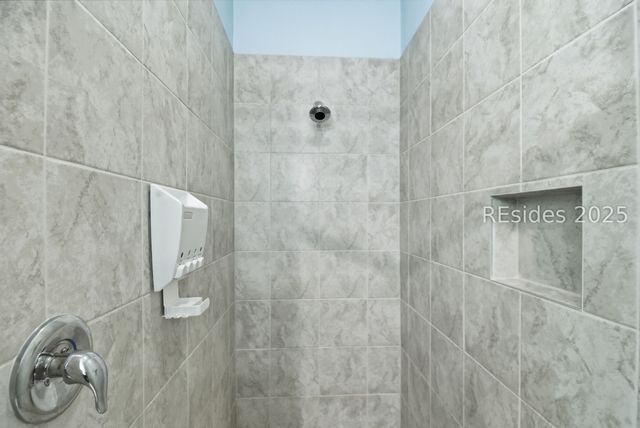 895 Harborside Dr, Hardeeville, SC 29927