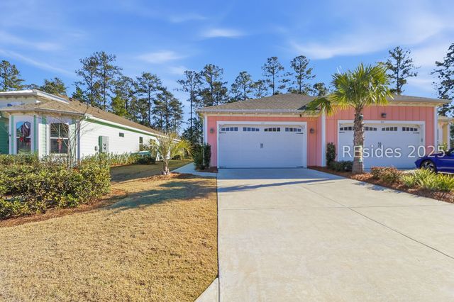 895 Harborside Dr, Hardeeville, SC 29927