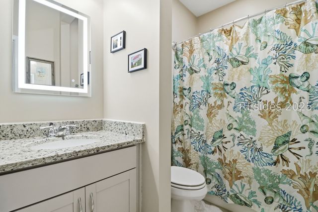 895 Harborside Dr, Hardeeville, SC 29927