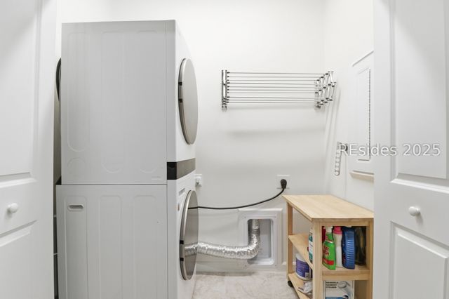 895 Harborside Dr, Hardeeville, SC 29927