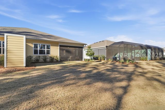 895 Harborside Dr, Hardeeville, SC 29927