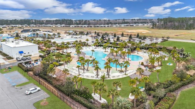 895 Harborside Dr, Hardeeville, SC 29927