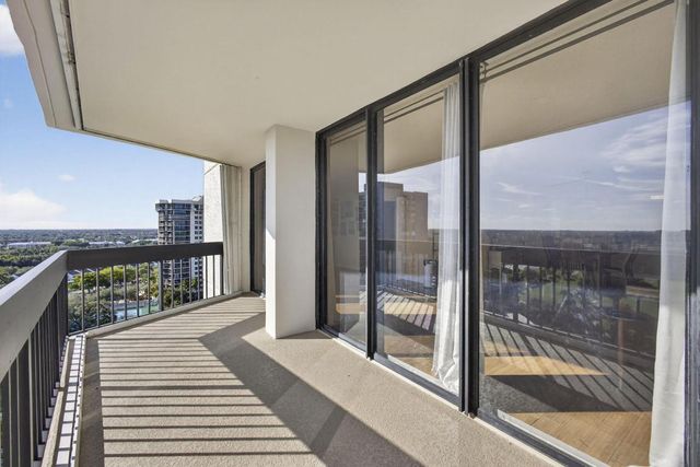 2400 Presidential Way 1606, West Palm Beach, FL 33401